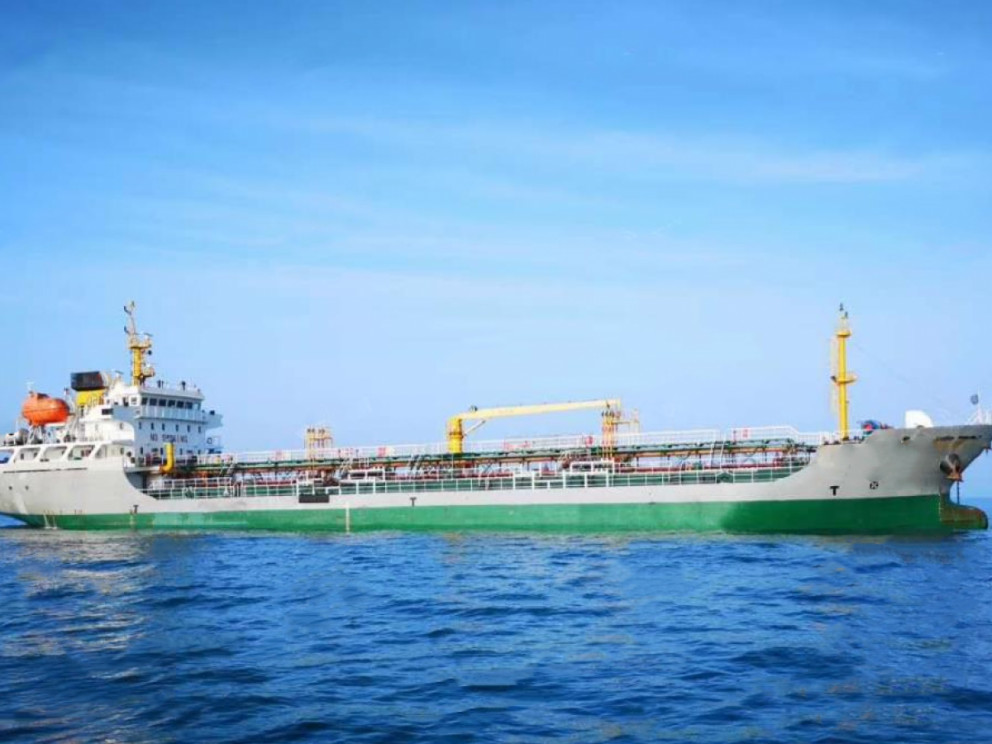 Танкер для перевозки нефтепродуктов 4500 тонн (Китай, 2018, CCS, Флаг: Китай) Танкер для перевозки нефтепродуктов 4500 тонн (Китай, 2018, CCS, Флаг: Китай)