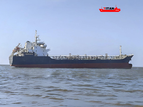 Танкер для перевозки нефтепродуктов 9618 тонн (Китай, 2018, CCS, Флаг: Китай)