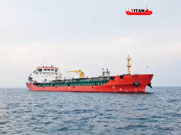 Танкер для перевозки нефтепродуктов 6610 тонн (Китай, 2014, CCS, Флаг: Китай)