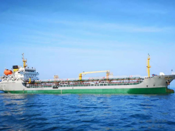 Танкер для перевозки нефтепродуктов 4500 тонн (Китай, 2018, CCS, Флаг: Китай)